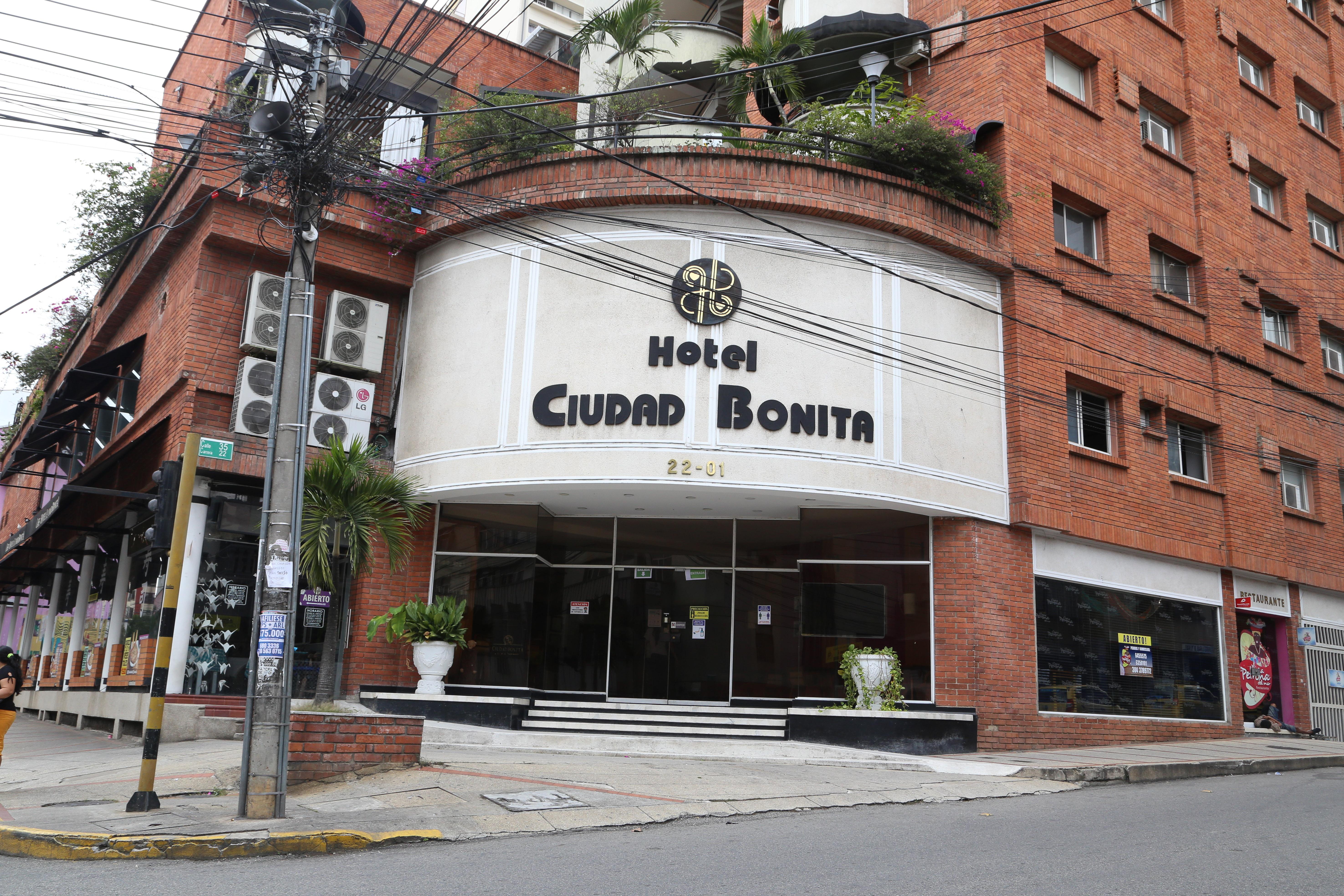 Hotel Ciudad Bonita Букараманга Екстериор снимка